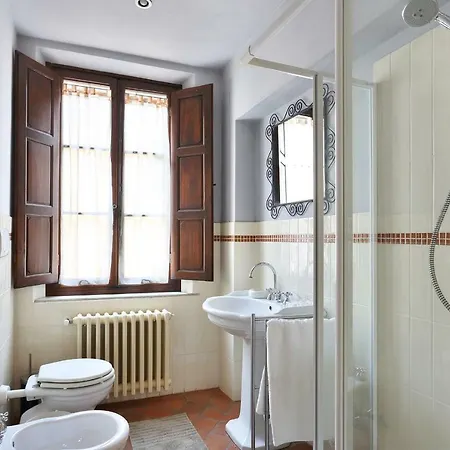 Apartament Tuscania